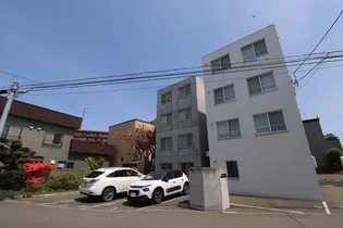 FAHRER SUMIKAWA (ファーラー澄川)【4階】の外観