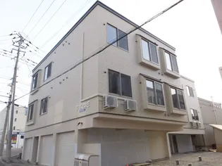 ビーブルー【1階】の外観