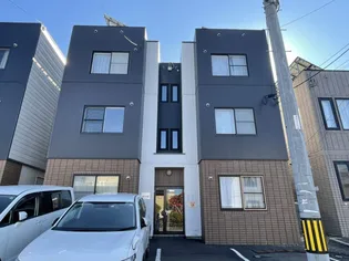 シャネル中井の画像