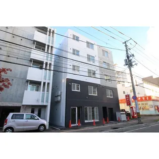 ビバーチェ南郷【3階】の外観