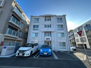 グランメール本郷通13北Ⅱ【1階】の外観