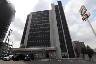 ヴィラ福住【6階】の外観