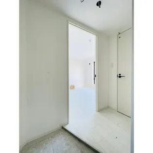 ALPHA平岸【1階】の玄関