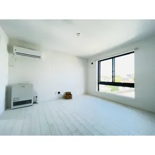 ALPHA平岸【4階】の居間