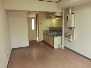 ウェル北郷【501号室】の居間