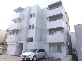 グランディール月寒2ー6【302号室】の外観