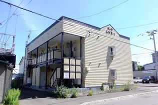 ヴィラムツミI【2階】の外観