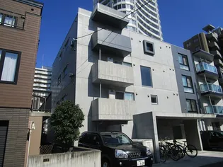 ラヴェーラ円山鳥居前【4階】の外観