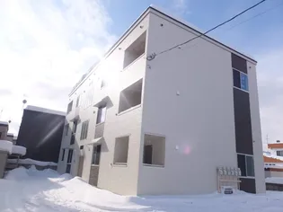 コンフォール平和通りの画像