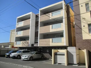 プリート【4階】の外観