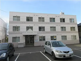 プレザント中村【2階】の外観