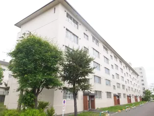 札幌西月寒団地5号棟の画像