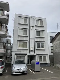 ベルメゾン菊水【101号室】の外観