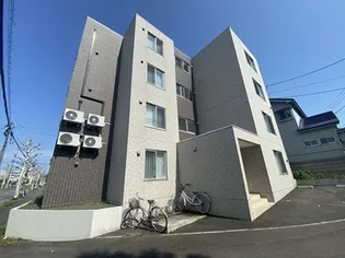 トラストコートひばりヶ丘【1階】の外観