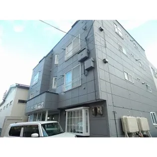 アルペン37【3階】の外観