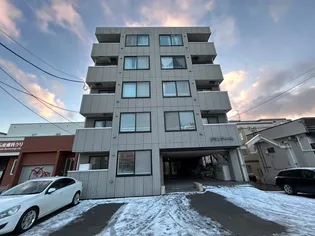 グランディールの画像