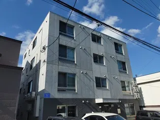 プラティーヌ月寒東【1階】の外観