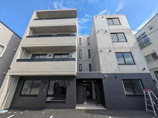 THREE R 菊水(スリーアール)【3階】の外観