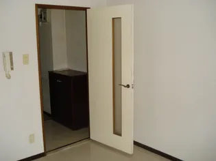 イースタンコート【306号室】の居間