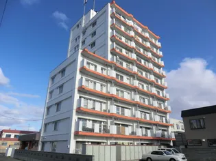 カーレスト白石【703号室】の外観