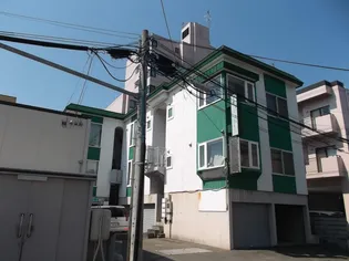 アルファワカヤマの画像