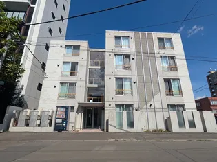 ファインブルーム学園前【2階】の外観