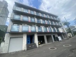 ヌーヴェルコート【2階】の外観