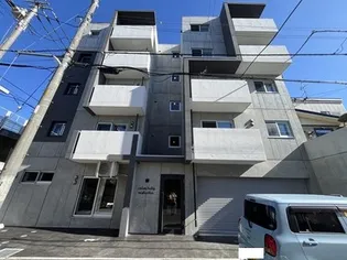 カームヒルズ西岡【3階】の外観