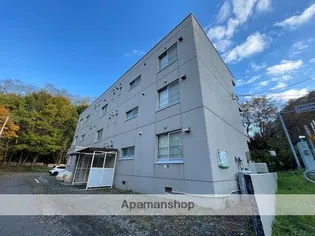 ハイツ山手【1階】の外観