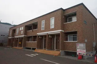 ユニゾン・ヴィラⅢ【2階】の外観