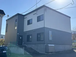 レオパレスシャルマン【203号室】の外観