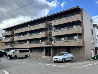 ライフ新発寒3・1【3階】の外観