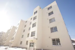 ビレッジハウス宮の沢6号棟【0305号室】の外観