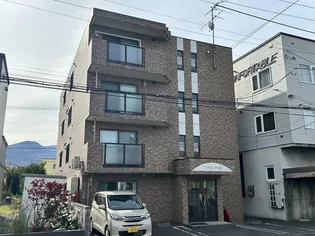 ソレイユテイネ【4階】の外観