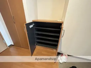 ノイシュバン ウィング【2階】の内装