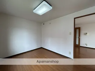 ノイシュバン ウィング【2階】の内装