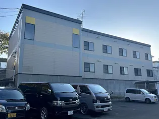 レオパレスルフラン【104号室】の外観