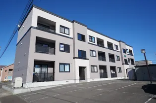 アベニールイースト【102号室】の外観