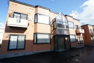 リラハイツ B棟【2階】の外観