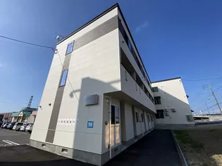 メニーズコート西宮の沢タウンA【1階】の外観