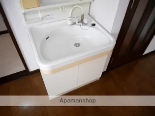 ロイヤルエクセレンスⅠ【2階】の内装