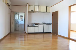 アルファ春日NO6【2階】の居間