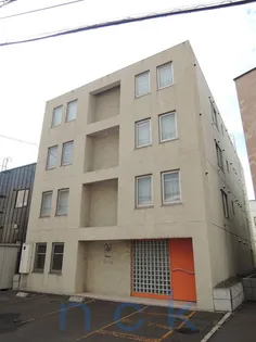 ブランノワールドゥカトルの画像