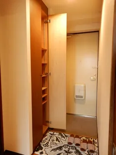 CRANECOURT【802号室】の玄関