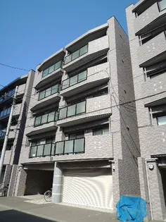 カサール・ガルシア【0201号室】の外観