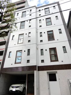 ツヴァイトロジック【2階】の外観