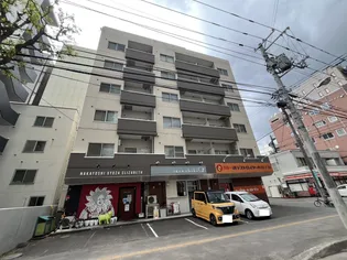 キャトルセゾン【2階】の外観