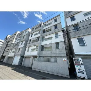 ステラ美術館通【3階】の外観