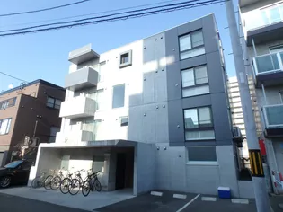 ラヴェーラ円山鳥居前の画像