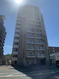 プライヴェル山鼻 壱番館【402号室】の外観